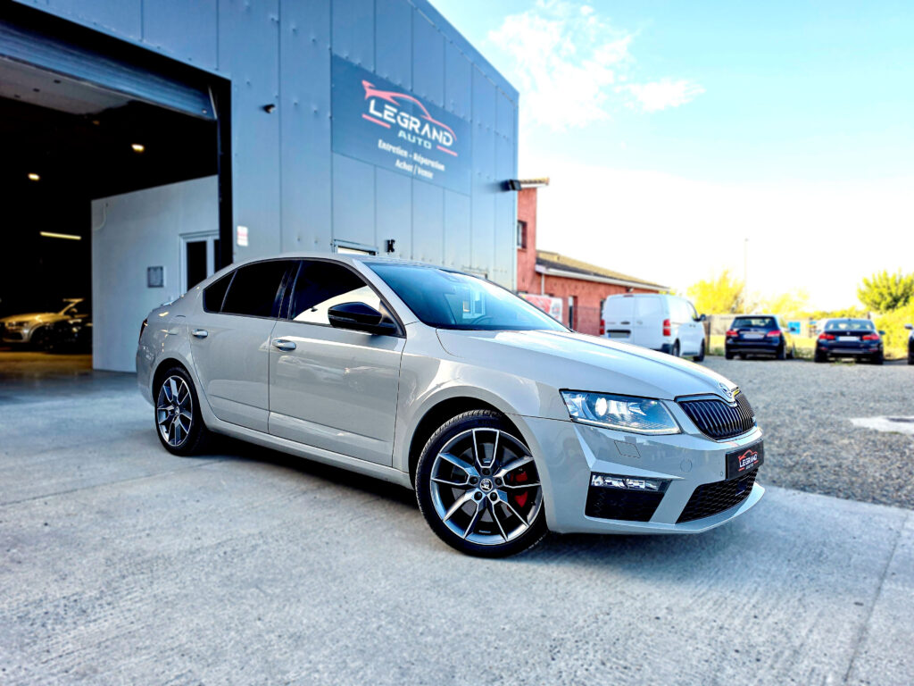 Skoda octavia 2.0 tsi 220 ch RS